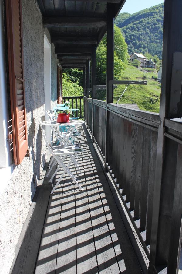 Bnb "A La Crus" Crana Extérieur photo