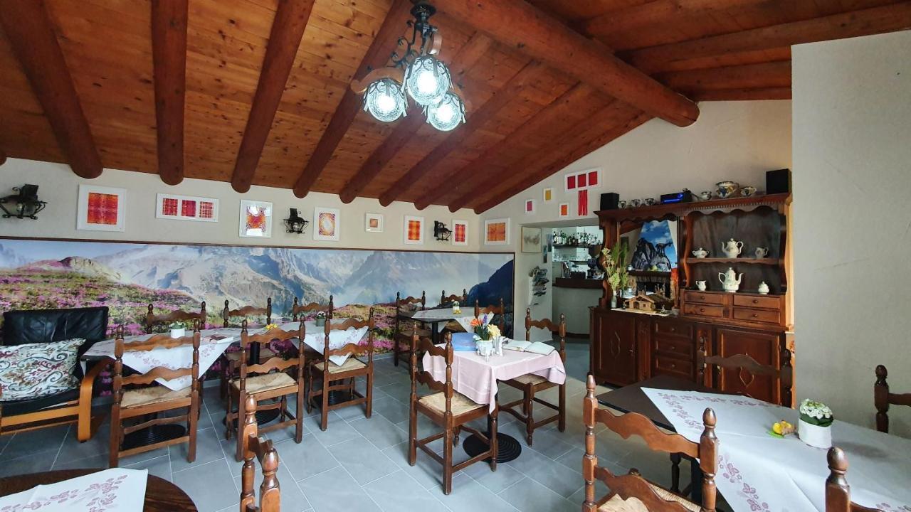 Bnb "A La Crus" Crana Extérieur photo