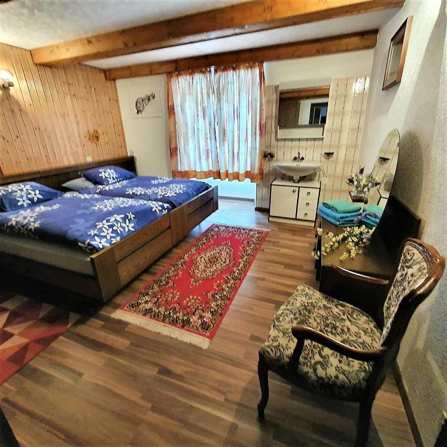 Bnb "A La Crus" Crana Extérieur photo