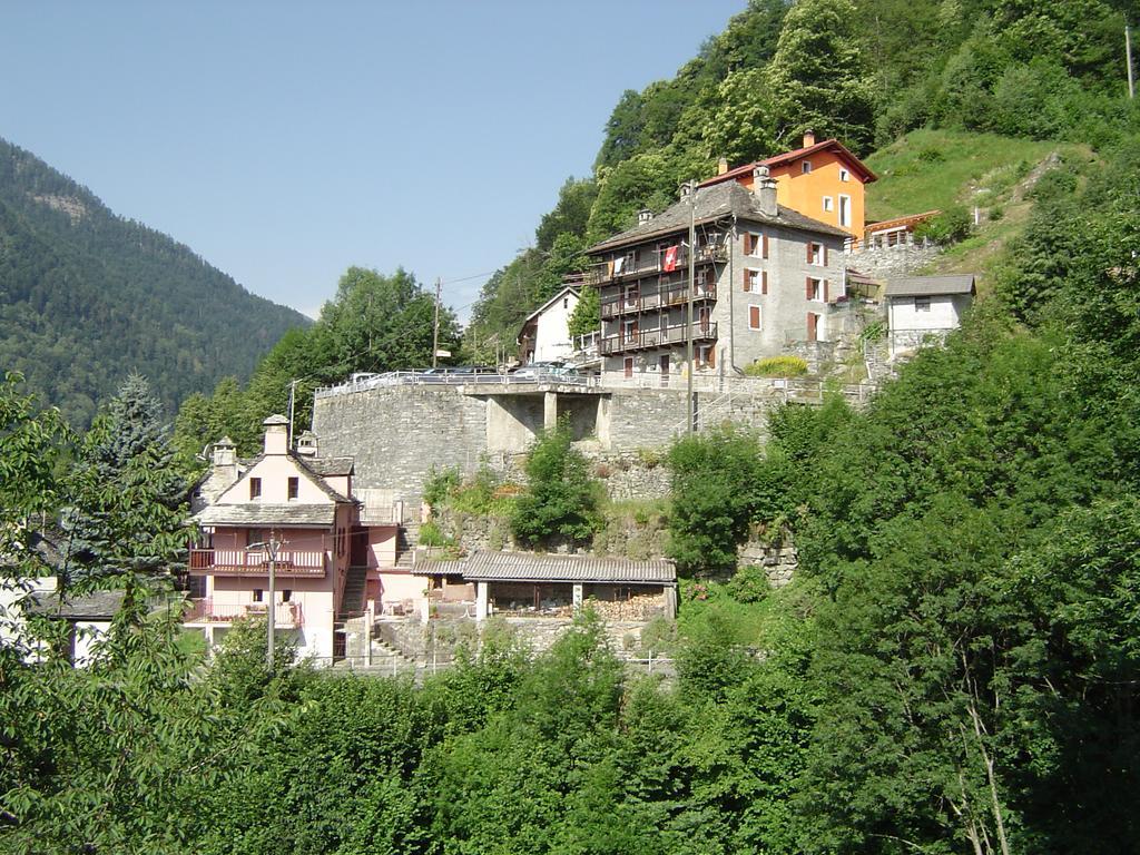 Bed and Breakfast Bnb "A La Crus" à Crana Extérieur photo